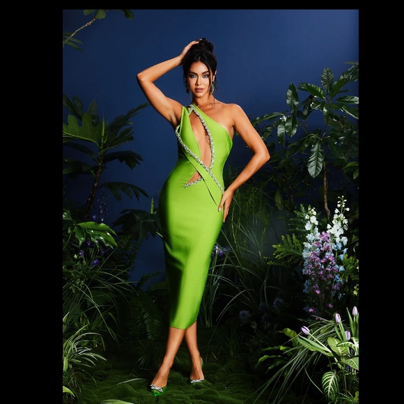 Rhinestone Cutout Bandage Midi Dress - Picture 3 of 3